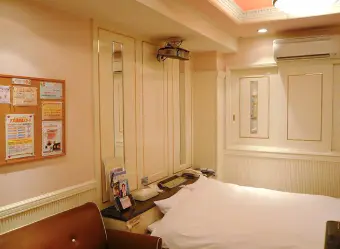 ラブホテル　内装